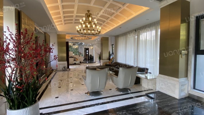 东逸湾六期二手房实景图