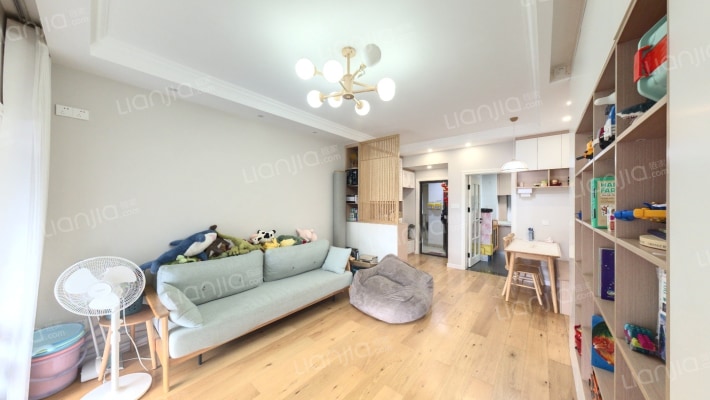 蓝光COCO蜜城二手房实景图