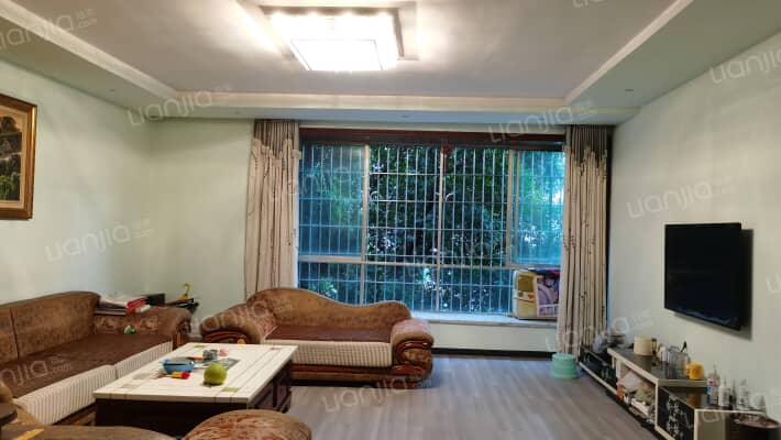 康居苑二手房实景图