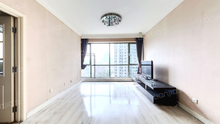 海晟名苑南区二手房实景图