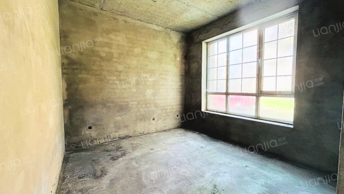 独栋别墅北入户南花园一层二个卧室二楼二个卧室满五年-卧室C