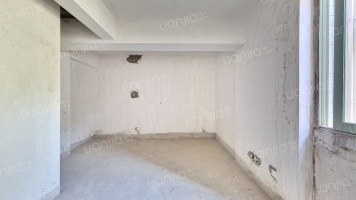 美丽湾二手房实景图