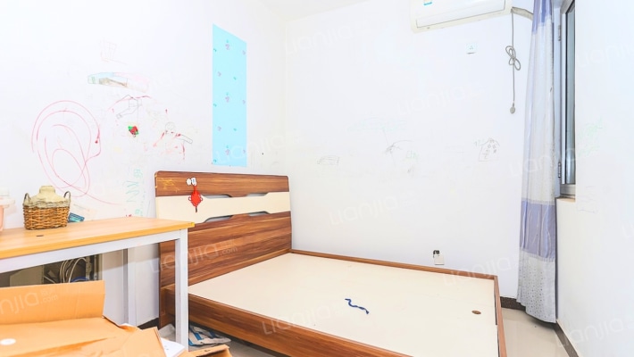 上海城小区两室两厅一厨一卫交通便利小区环境干净舒适-卧室B