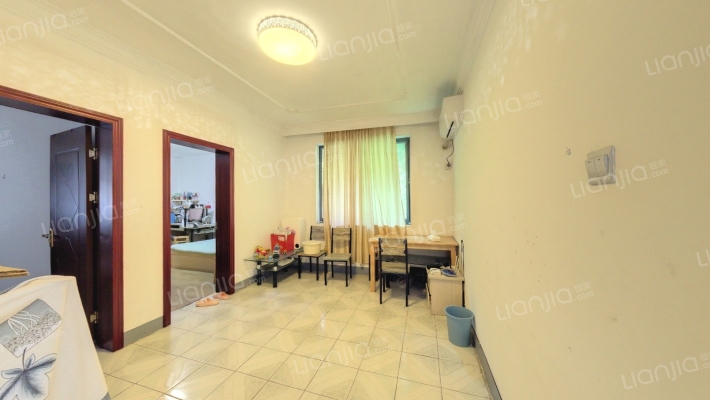 省人防办华屏路单位宿舍二手房实景图