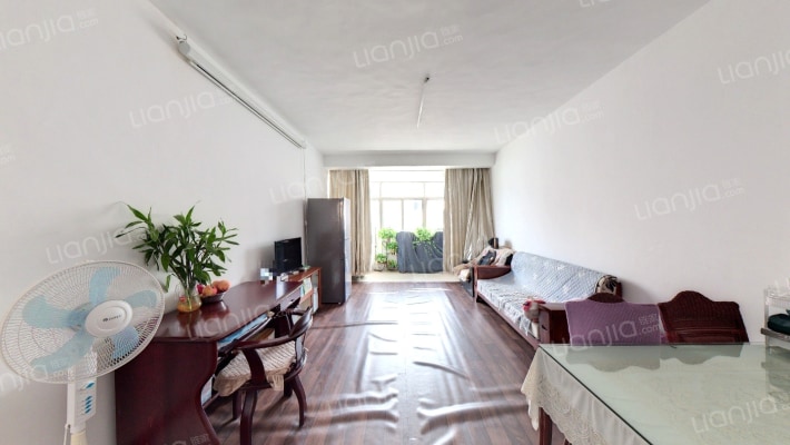 锡通苑二手房实景图