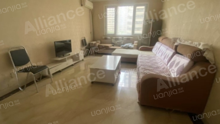 水岸花城 2室1厅 南 北-客厅