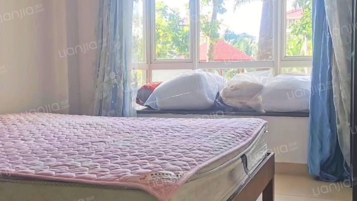 申亚翡翠谷二手房实景图