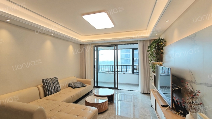 合景臻颐府二手房实景图