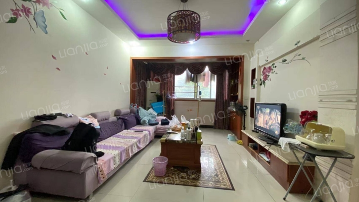 嘉皇小区二手房实景图