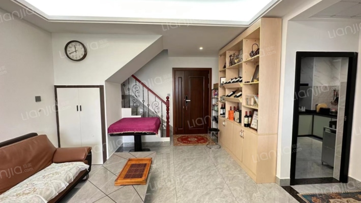 伯爵公馆二期二手房实景图