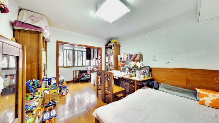 公安大楼(徐汇)二手房实景图