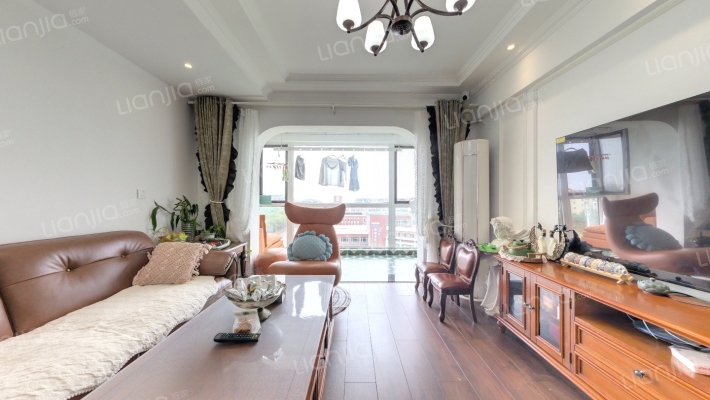 隆博洋房二手房实景图