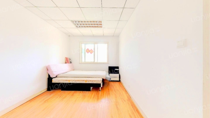 矿泉大厦二手房实景图