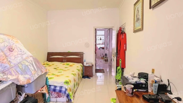 鲁东大厦二手房实景图