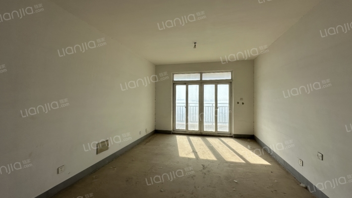 蓝柏湾二手房实景图