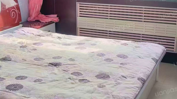 北欧花园二手房实景图