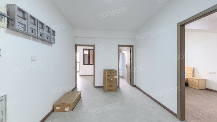 芭缇雅苑二手房实景图