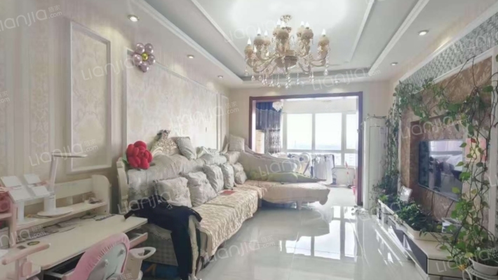 新龙城C2区二手房实景图