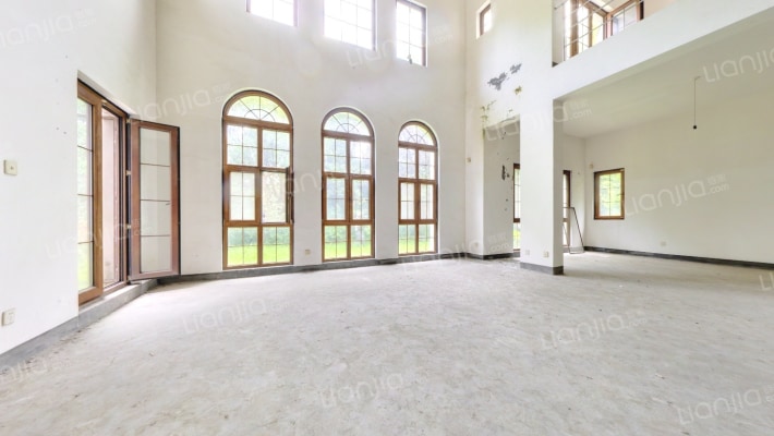 古北佘山国际别墅二手房实景图