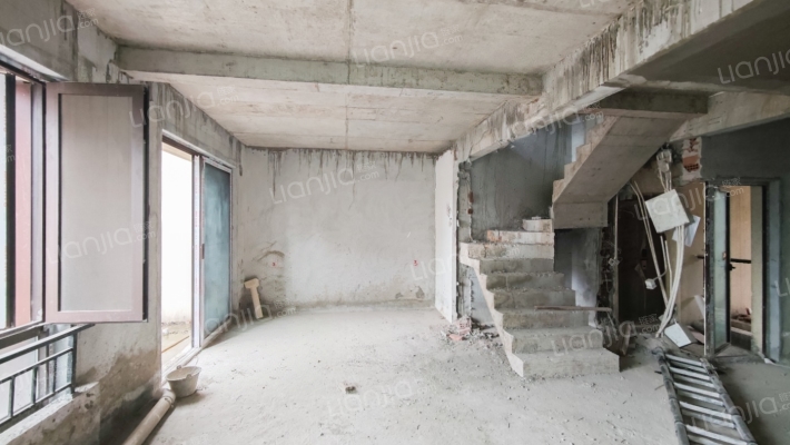 南方公园美墅二手房实景图