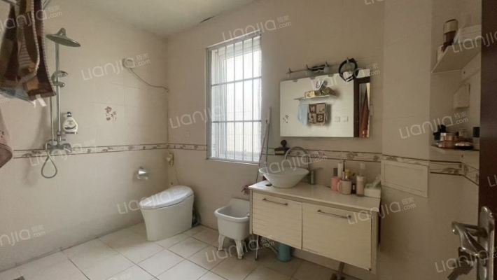 物探局别墅  ，宝石花物业   园林小区-卫生间B