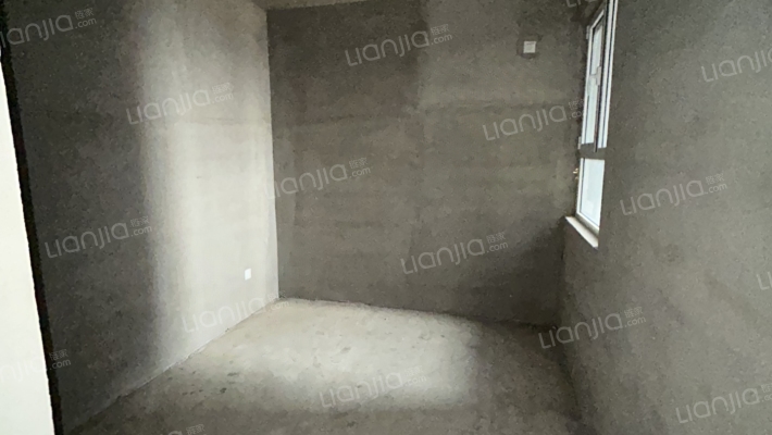 人车分流小区 中间楼层，视野好，全阳两居-书房