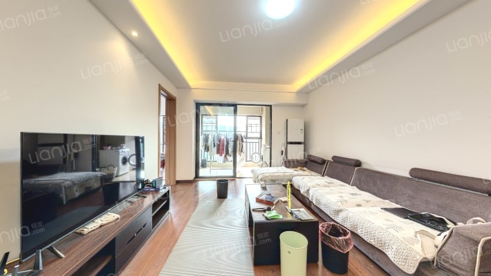 万科魅力之城二手房实景图