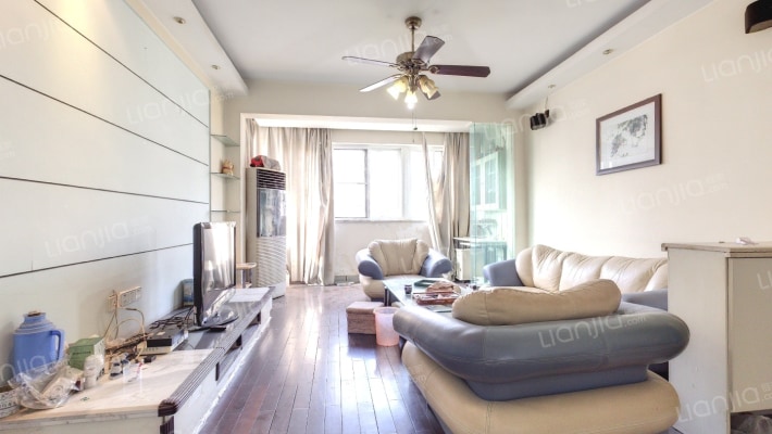 温馨苑AB区二手房实景图