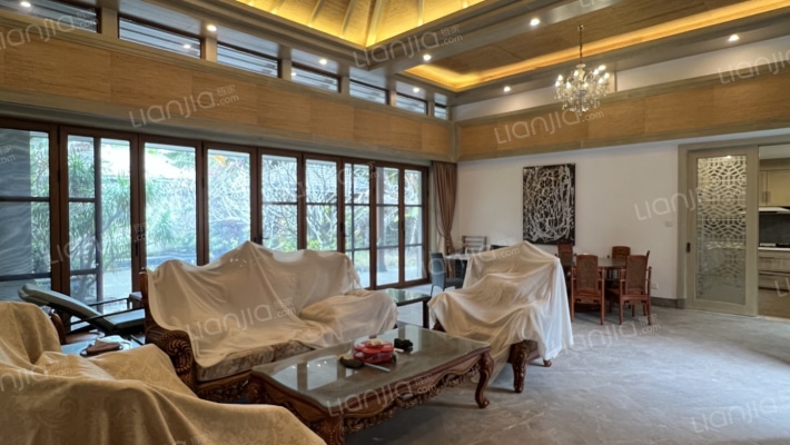 绿城蓝湾小镇·新月墅二手房实景图