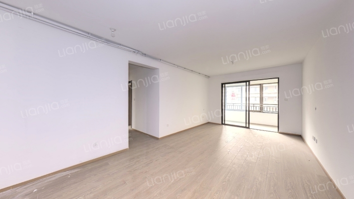 世茂美的云筑二手房实景图