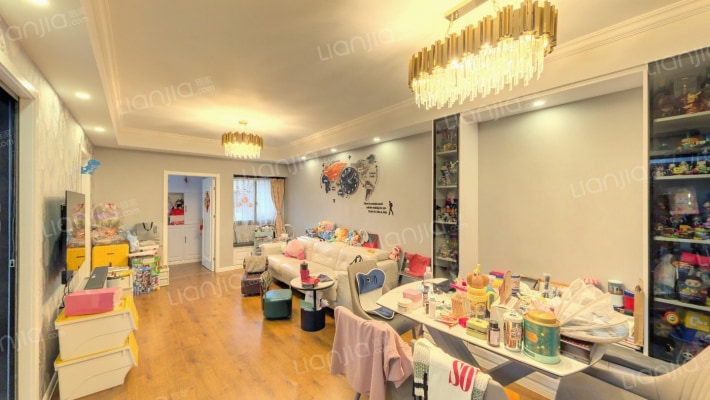 灵艺大厦二手房实景图