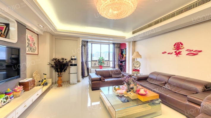 世纪公馆二手房实景图