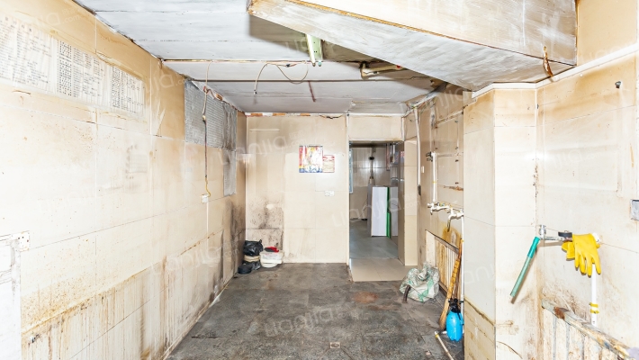 二街电子玩具小区二手房实景图