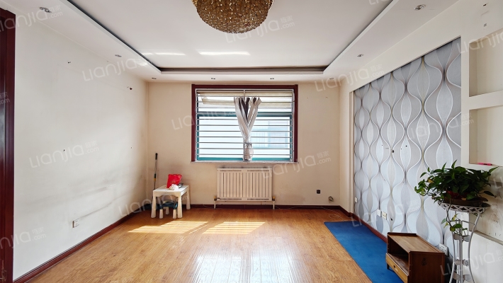 泰安市泰山区三联中村二手房实景图