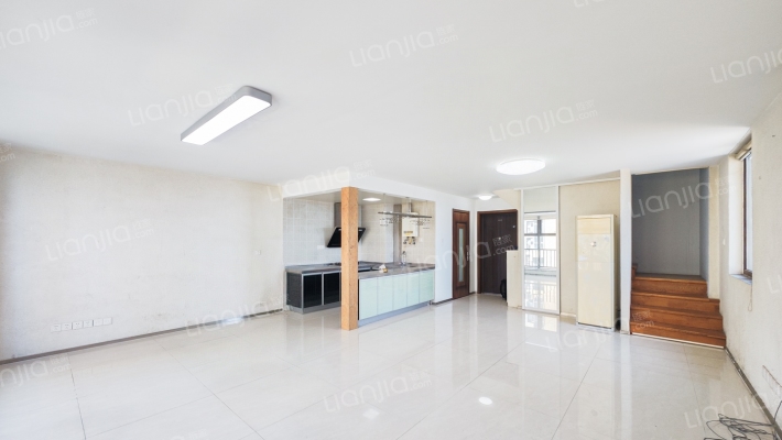 德盈国际广场二手房实景图