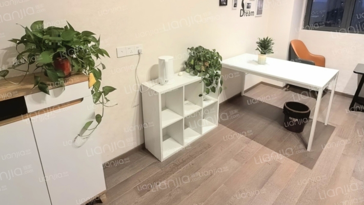 港龙商业广场二手房实景图