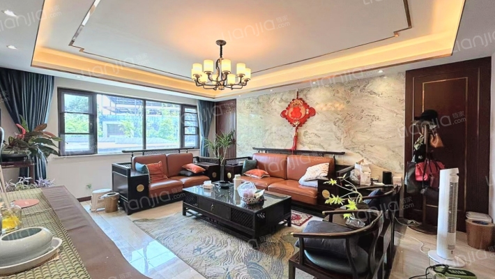 保利观湖二手房实景图