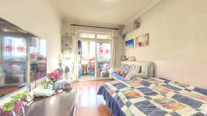 绿景馨园二手房实景图