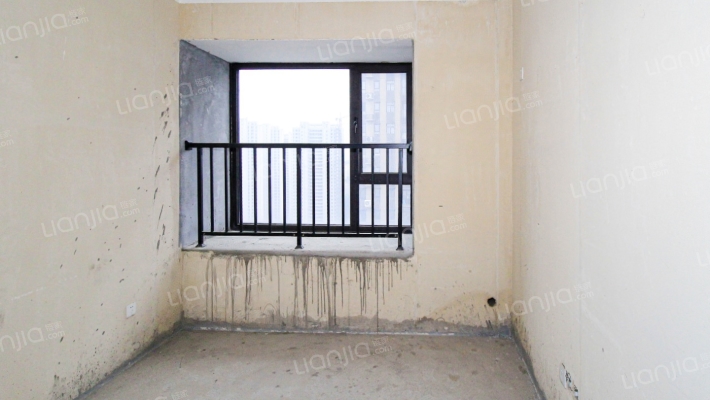 南北双阳台，中骏旁，观湛河，有证有暖，银基御府-卧室C