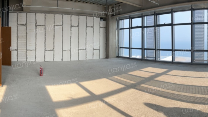 南海中心二手房实景图