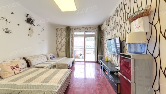 怡园洋房二手房实景图