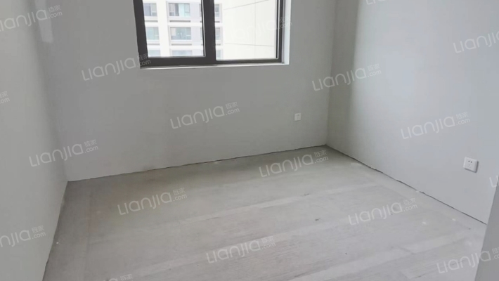 央企现房集中供暖小区环境好户型南北通透-卧室B