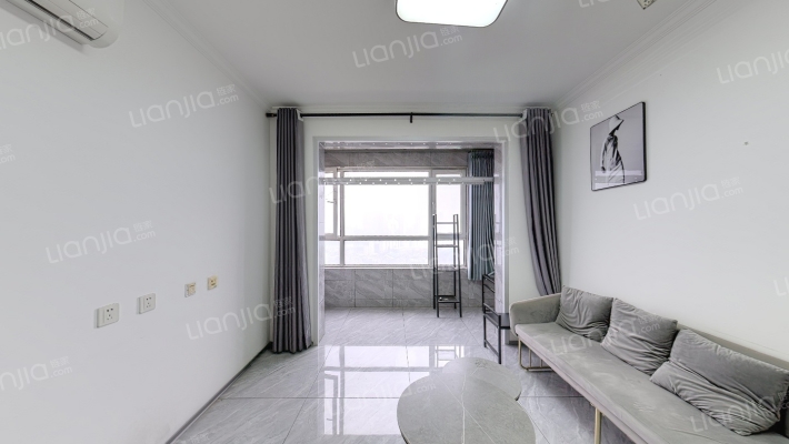 融创天朗融公馆二手房实景图