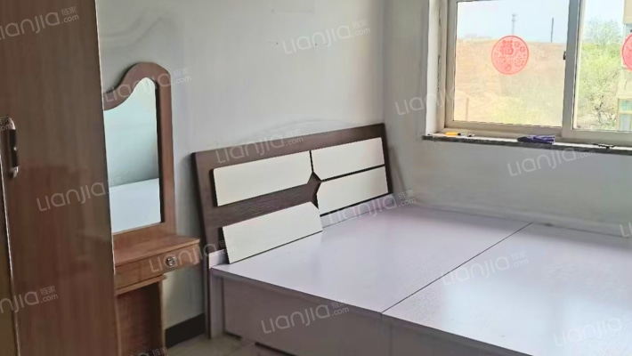 观桥东街北巷6号院二手房实景图