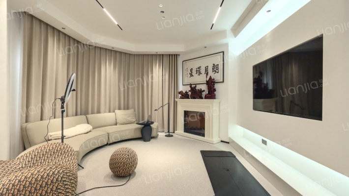 绿地21城C区二手房实景图