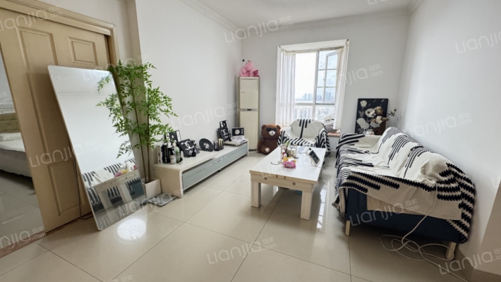 金域湾畔二手房实景图