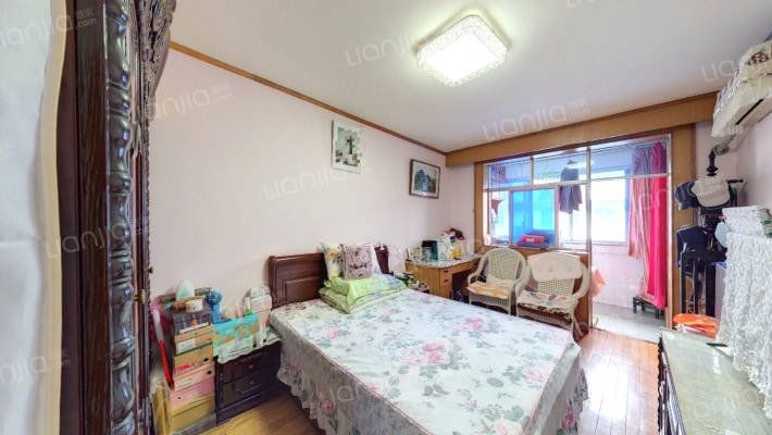 银宏新邨二手房实景图