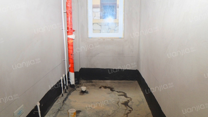 京都颐和城 5室2厅 南 北-卫生间A