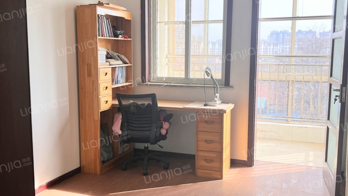 北海贵兴家园二手房实景图