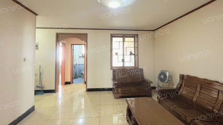 望塔景园二手房实景图